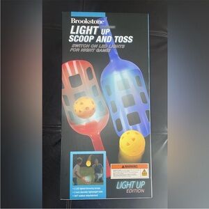 NWT light scoop and toss switch on led lights for night game